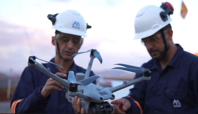 EQUIPE DRONE DOCK